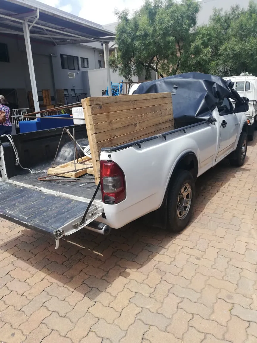 Bakkie for hire photo 2