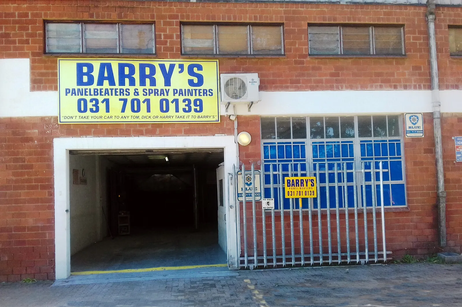 Barry's Express Panel Beaters photo 3