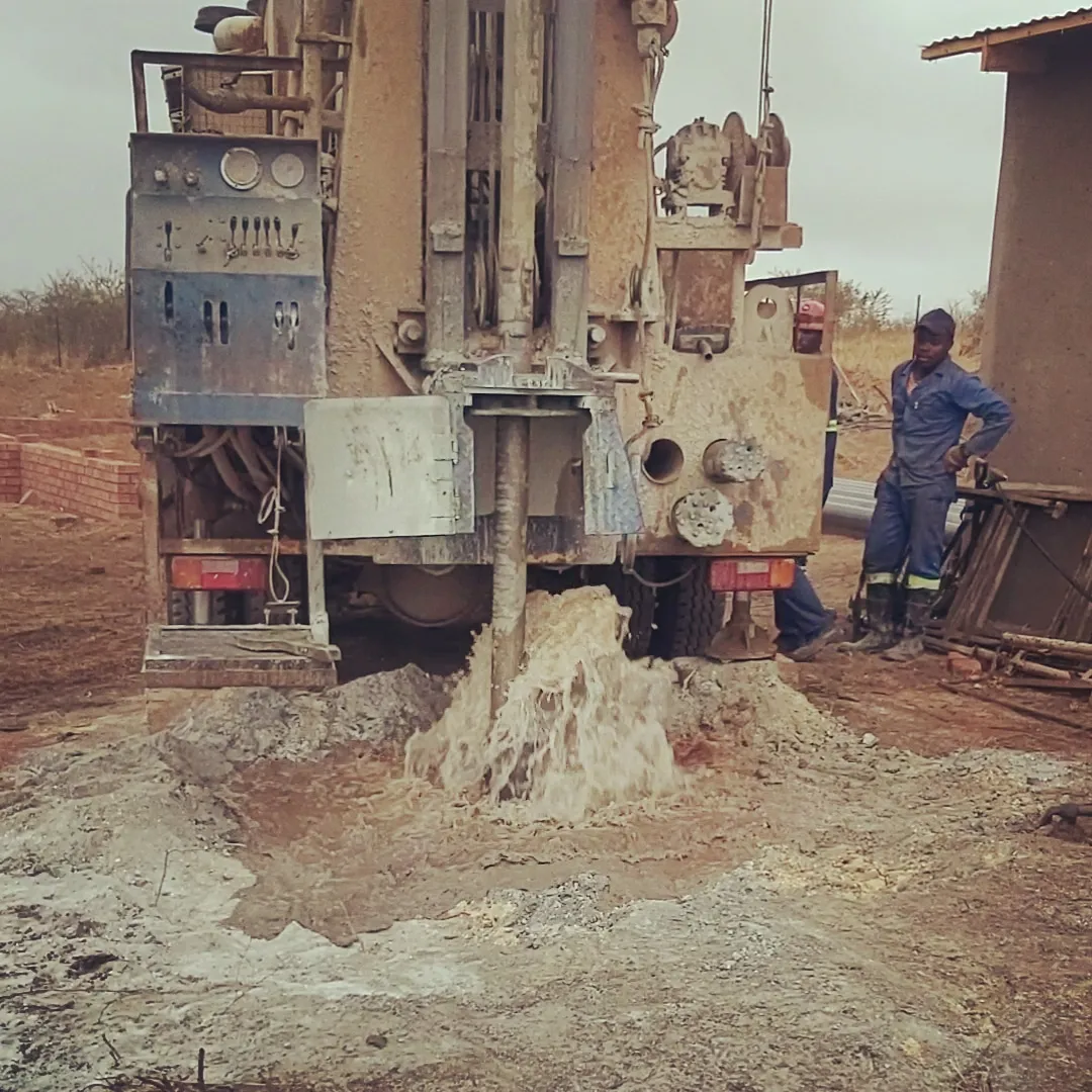 Thuxalushaka borehole drilling JANE FURSE photo 1