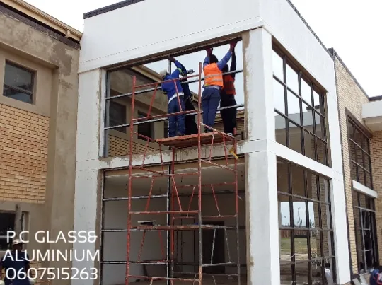 P.C GLASS&ALUMINIUM photo 4