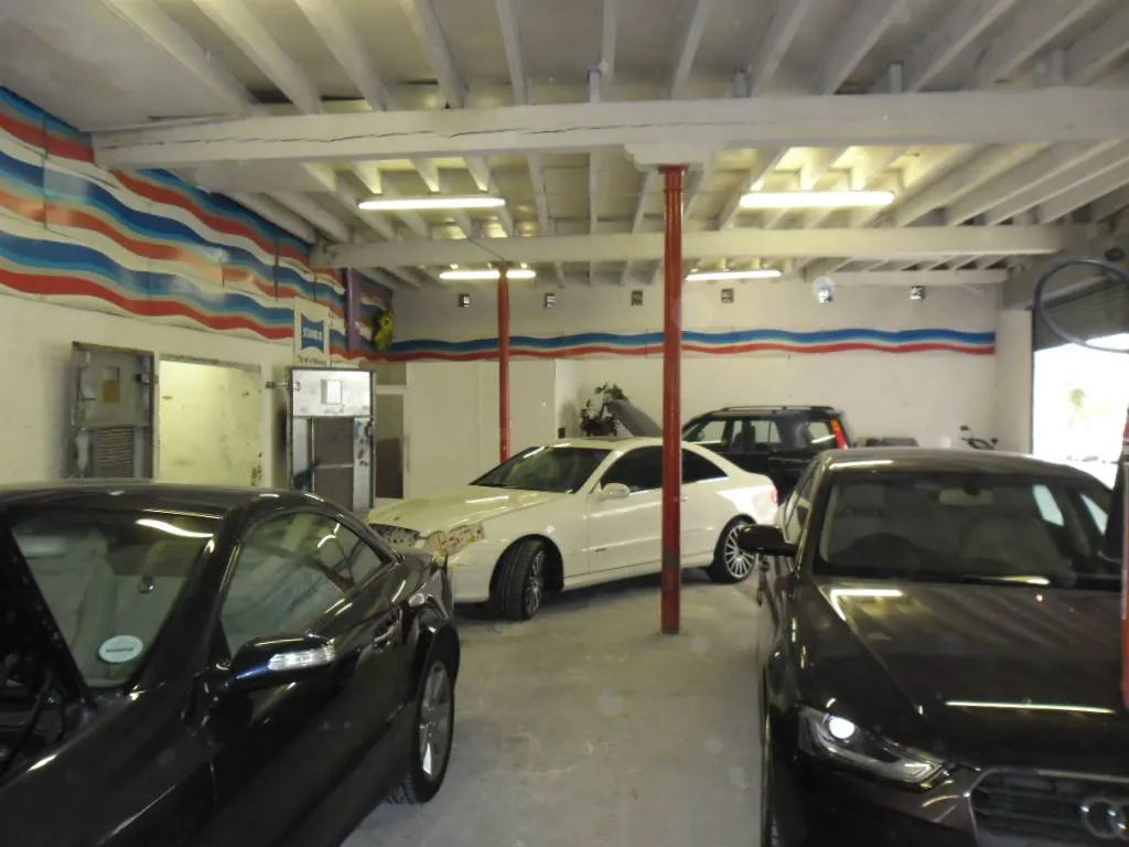 INternational Panel Shop photo 4