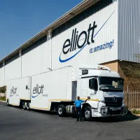 Elliott photo 2