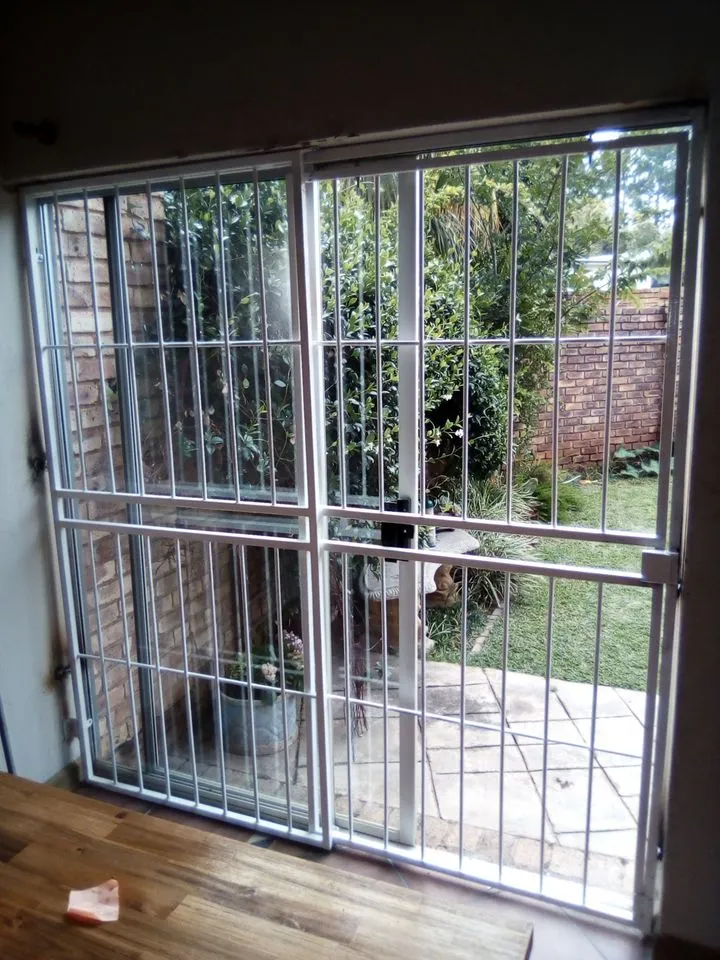 Steelworks & General Fabrication 0825064115 photo 2