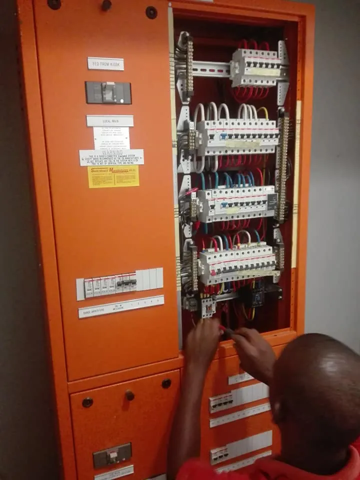 Pretoria East Electrician 0714866959 photo 3