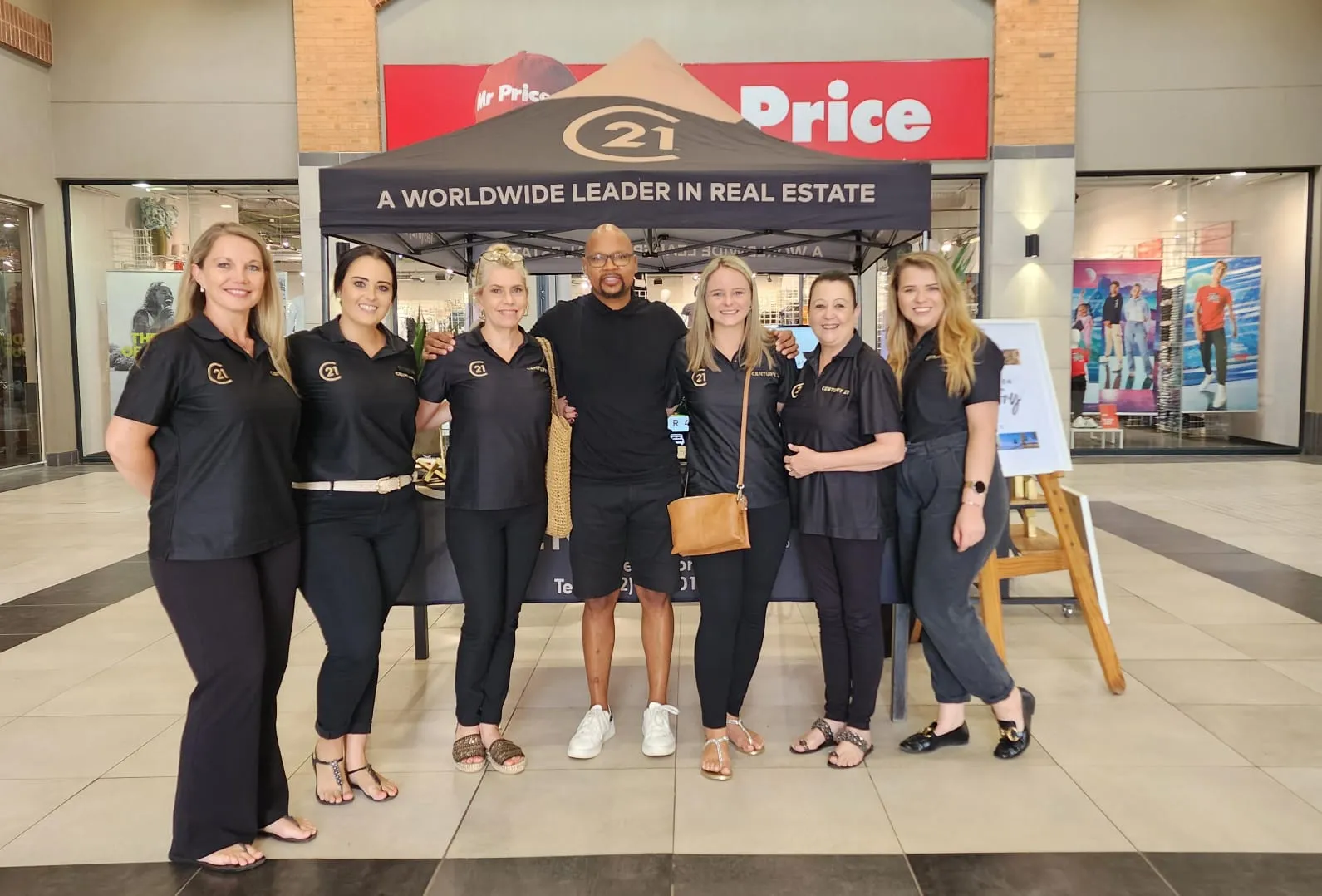 Century 21 Hartbeespoort photo 1