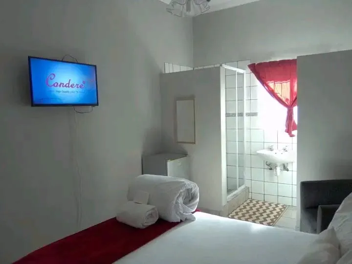 Great choice BnB in Goodwood +27677911766 photo 3