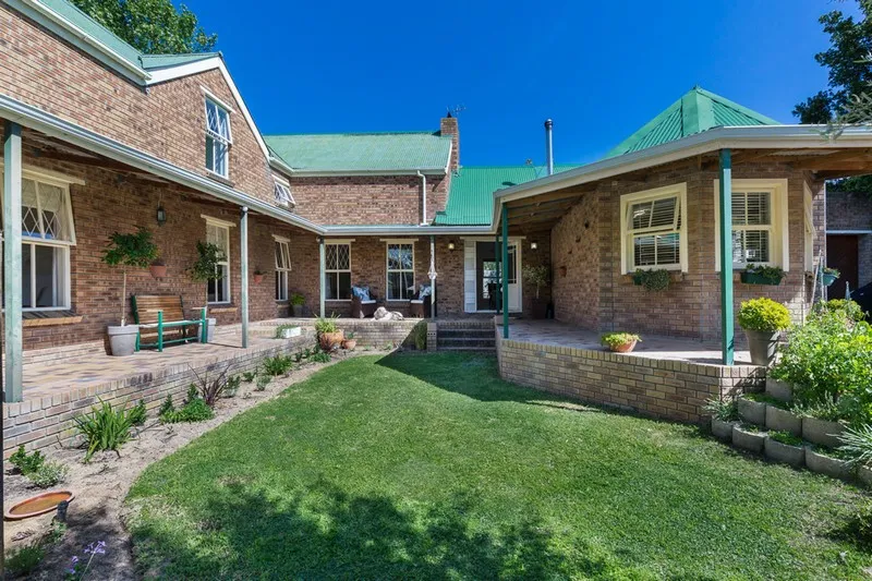 Rustic Manor Guest House & Retreat photo 1