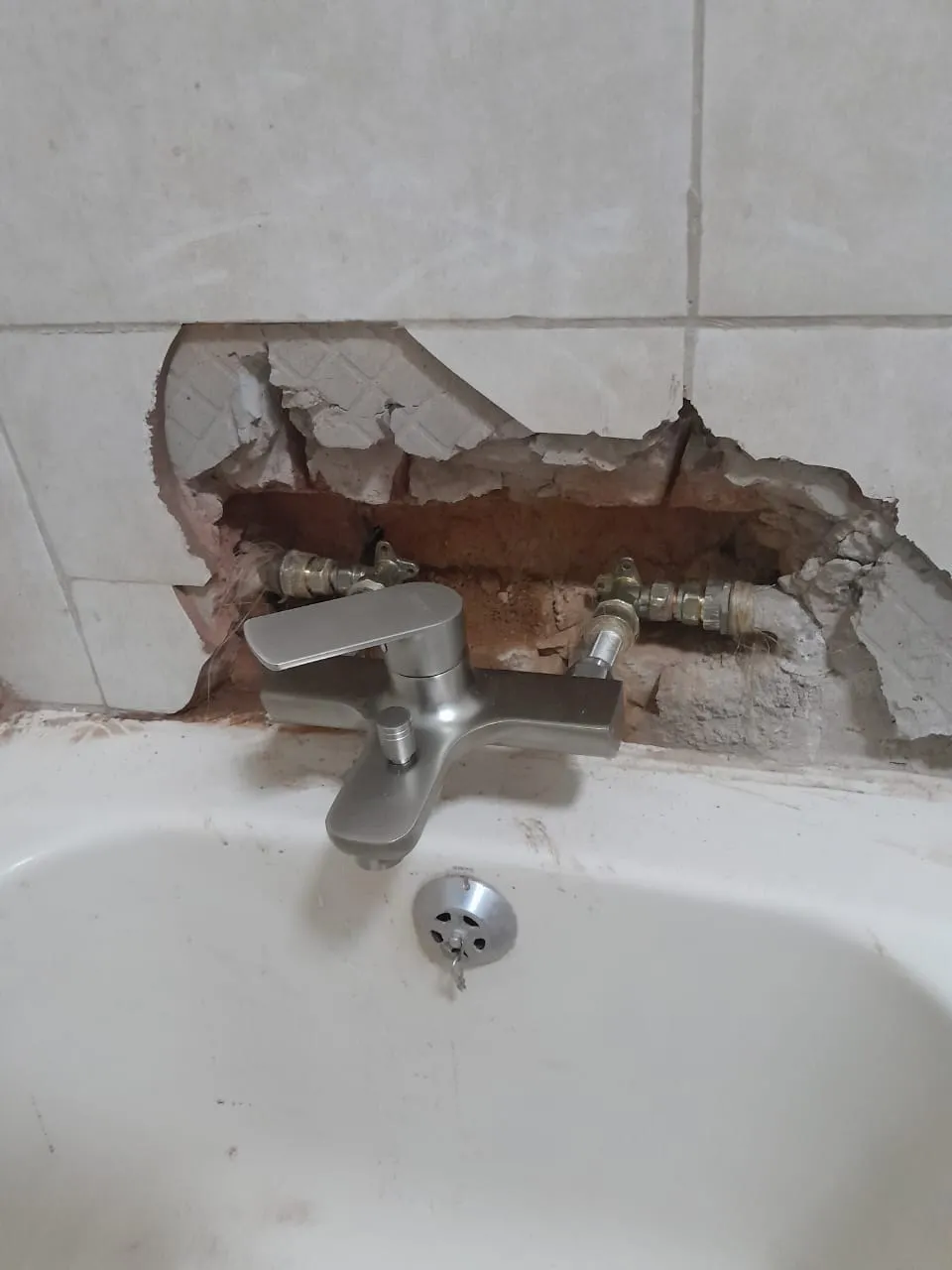 Plumbers in Mooikloof Estate photo 3