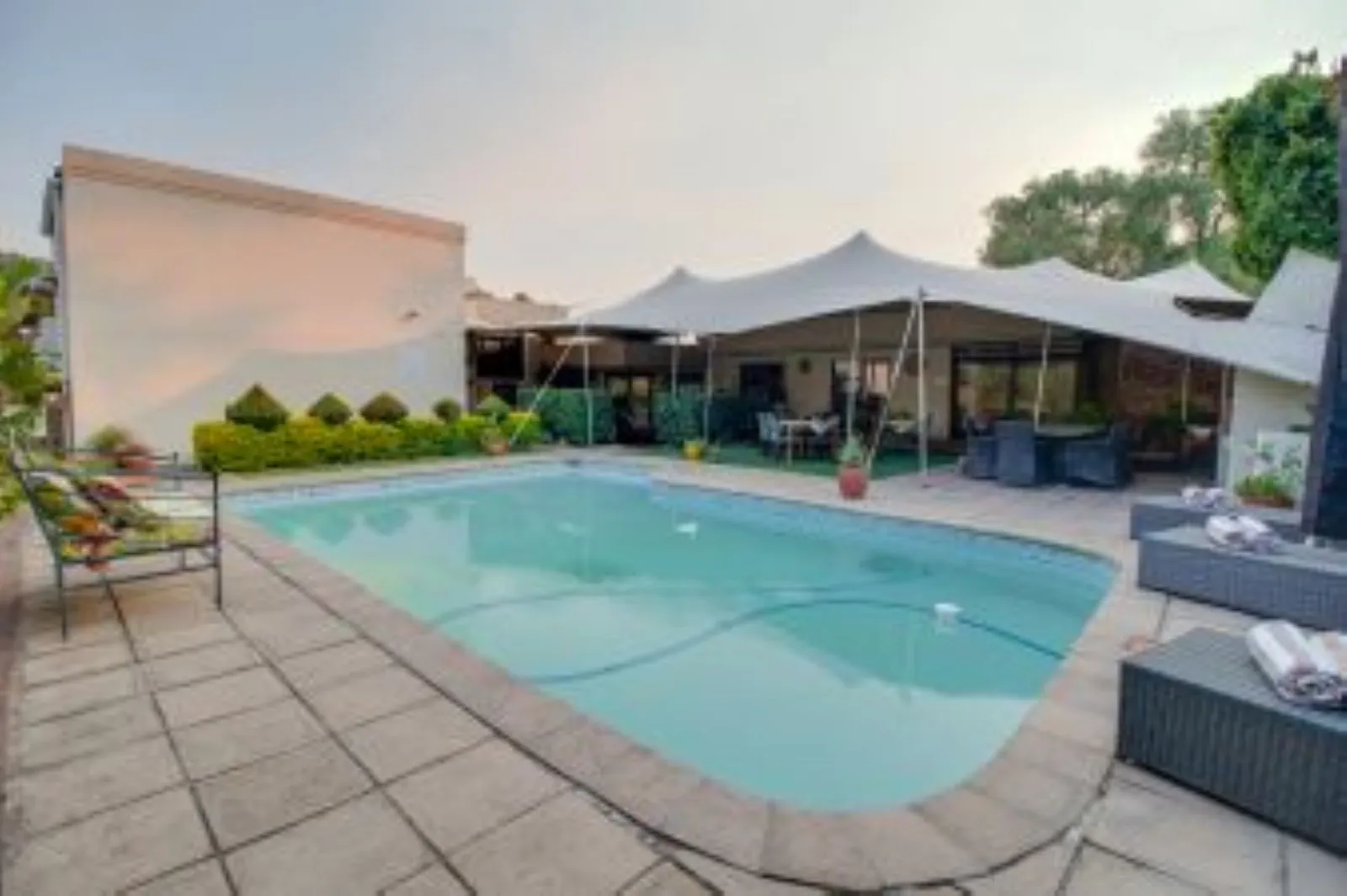 Ridgeworth Boutique Guesthouse - Bellville photo 2