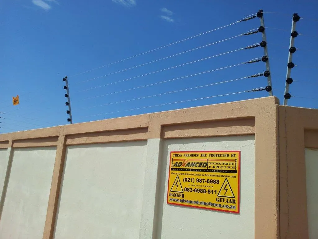 ADVANCED Electric FencingOPEN DURING LOCKDOWN photo 2