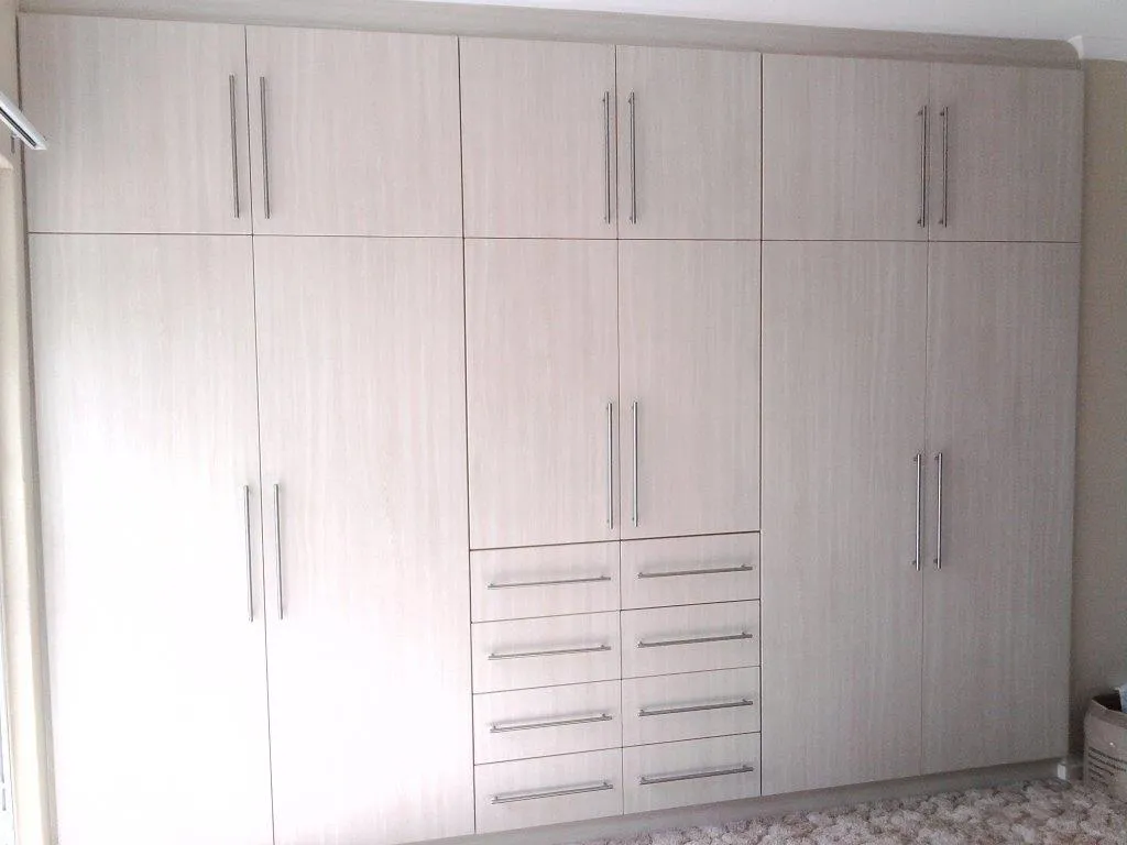 ADVANCED Built-in Cupboards photo 3