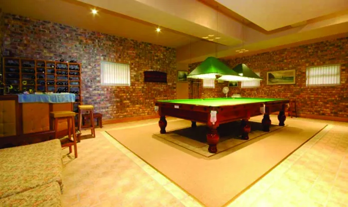 Luxury Real Estate photo 3