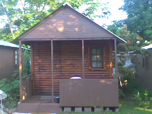 CLIFFY WENDY HOUSE AND DOLL HOUSES photo 2