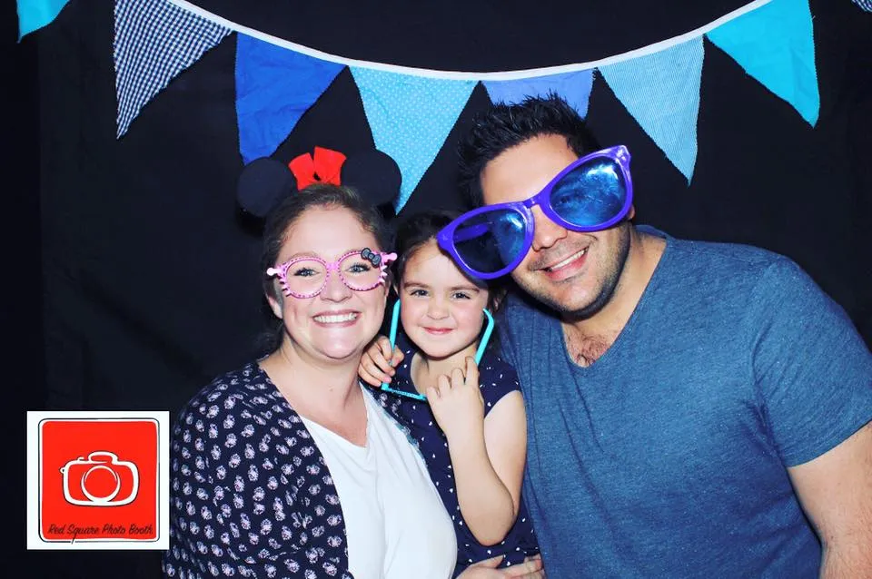 Red Square Photo Booth Hire photo 2