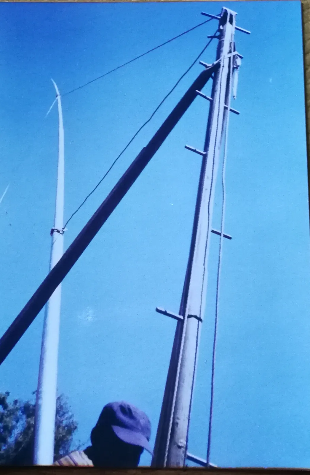 UNIPOLELIGHTNINGSA photo 1
