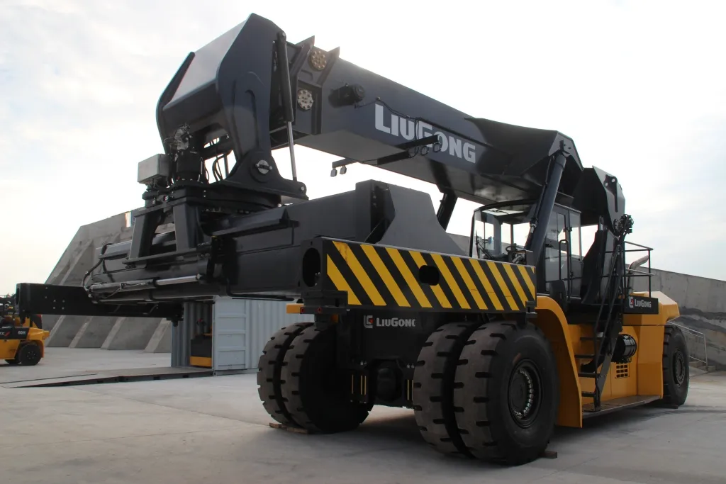CES Forklifts photo 3