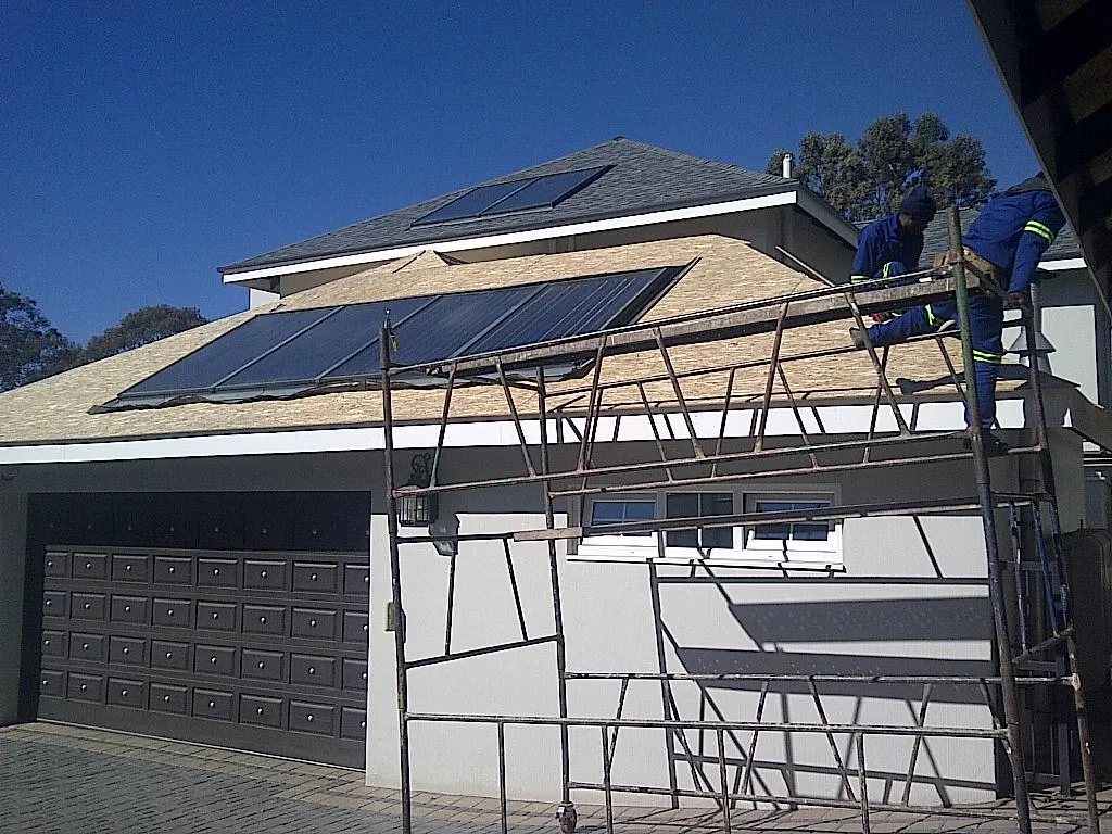 ROOF PROJECTS photo 1