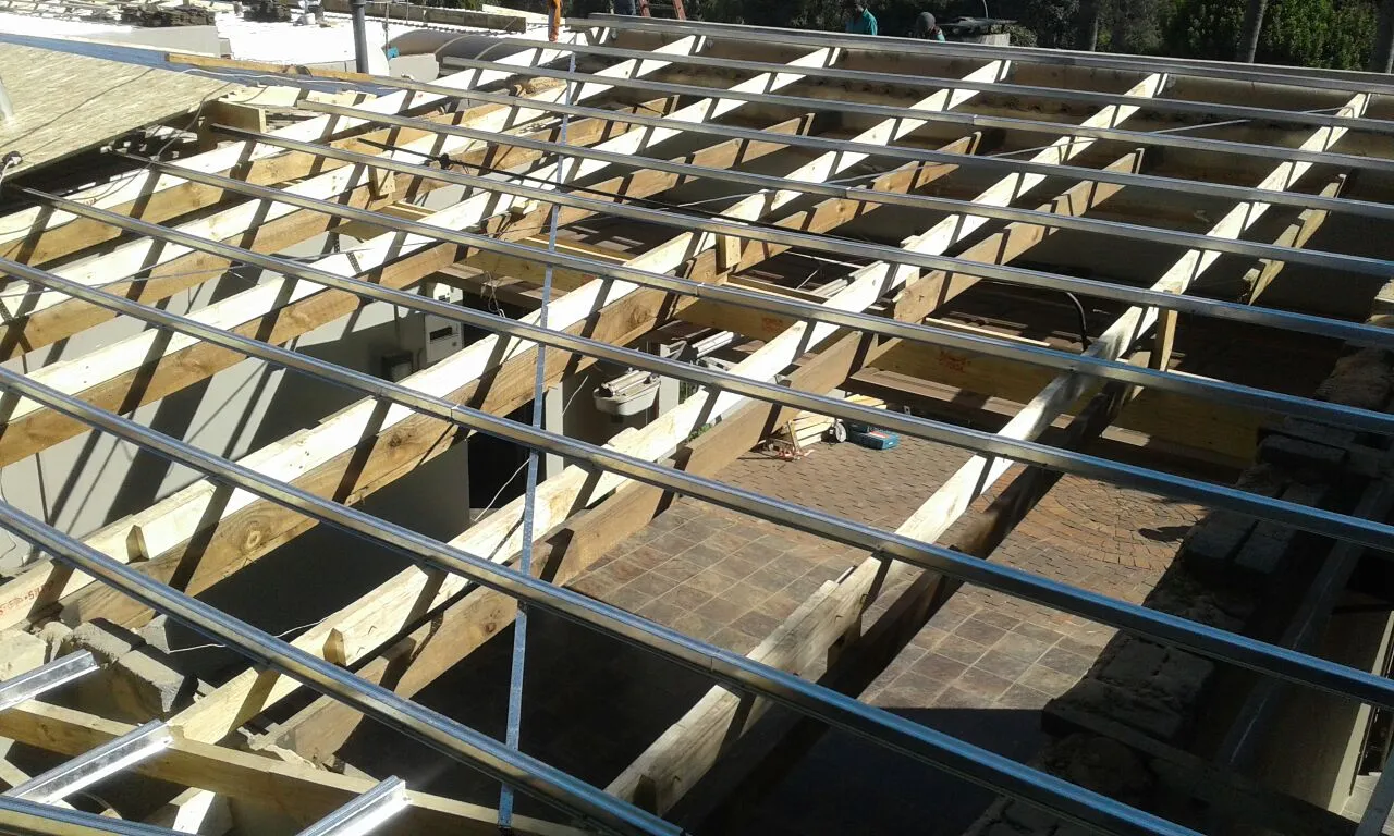 ROOF PROJECTS photo 4