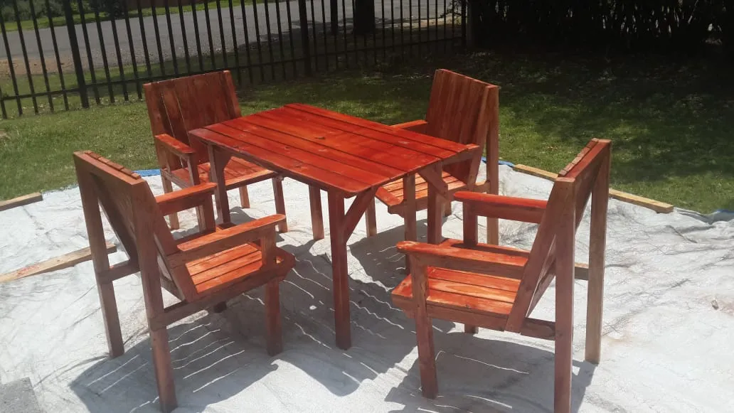 Chipmunk carpentry photo 2