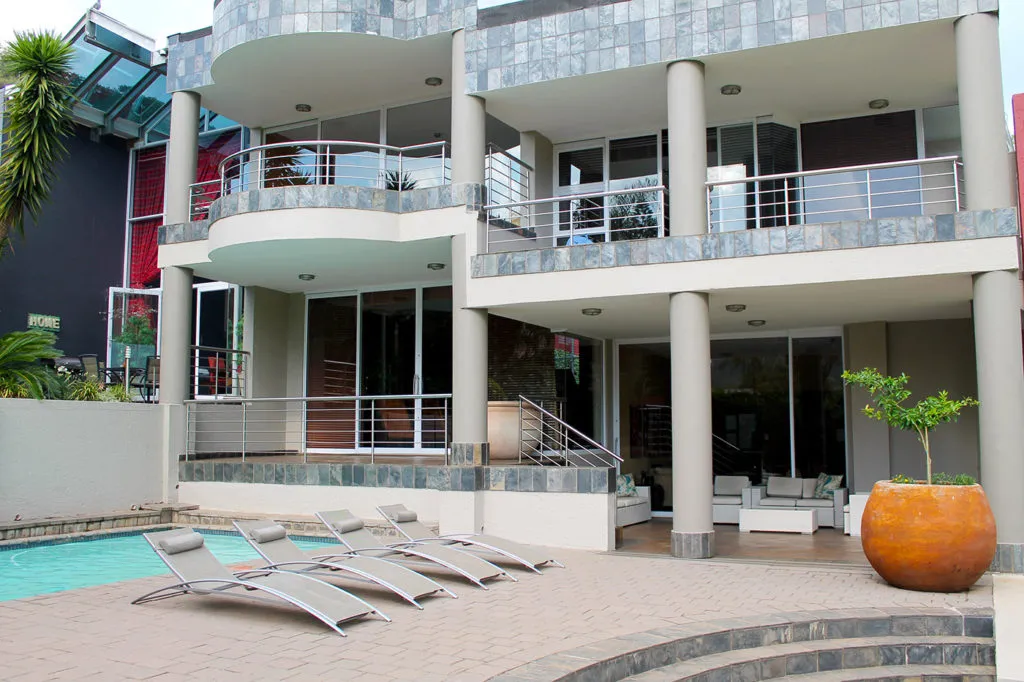 165 Mount Pellan Residence photo 1