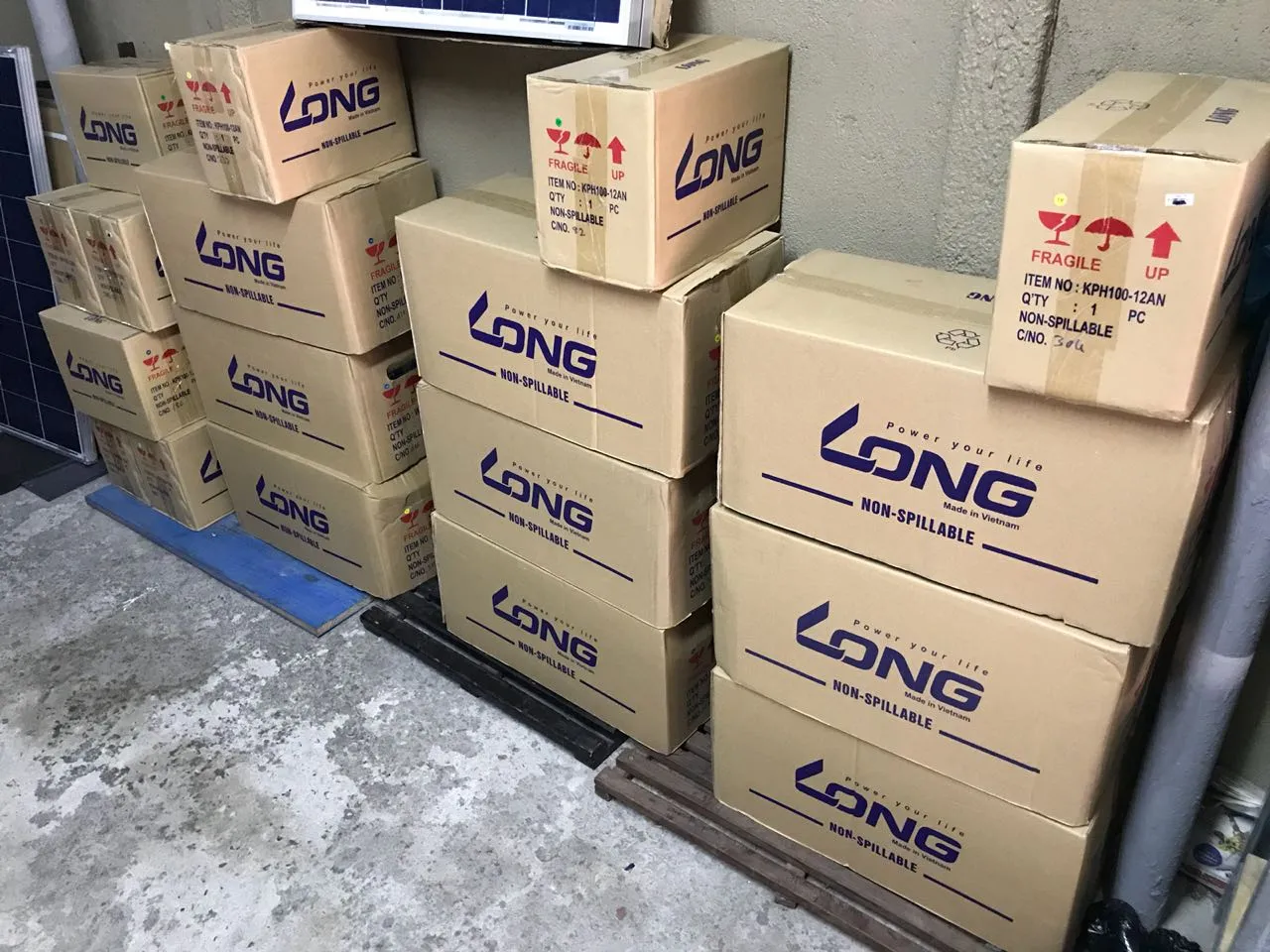 Batteries and Solar Inverters PTY LTD photo 1