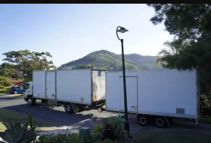 Cm Removals - moving company photo 1