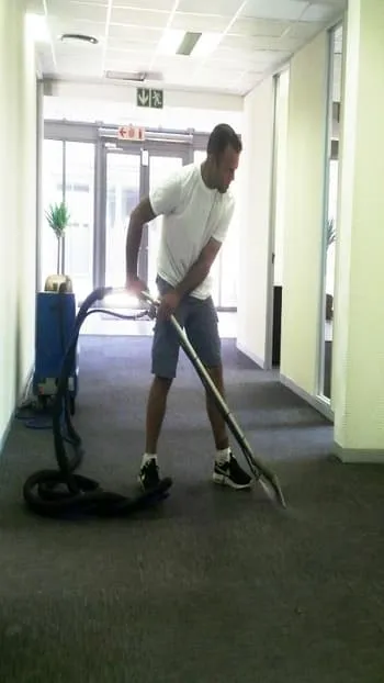 Bedfordview Carpet Cleaners (Amega Cleaning) photo 4