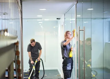 Valor Cleaning Serviceas photo 1