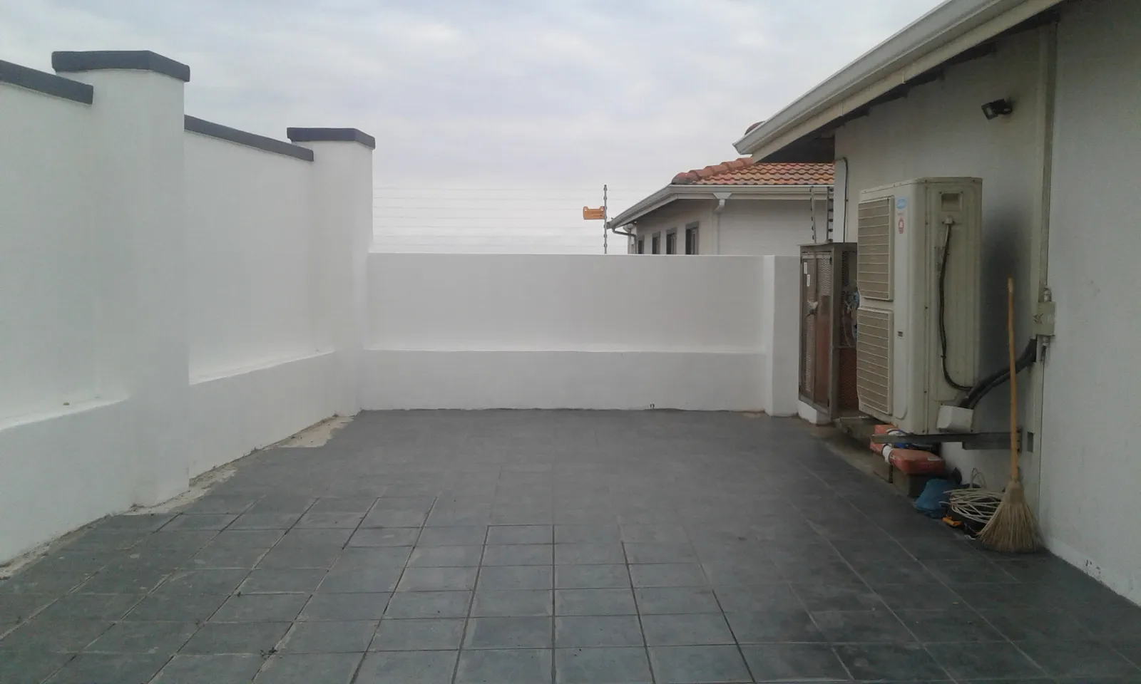 YB Handyman & Construction photo 4