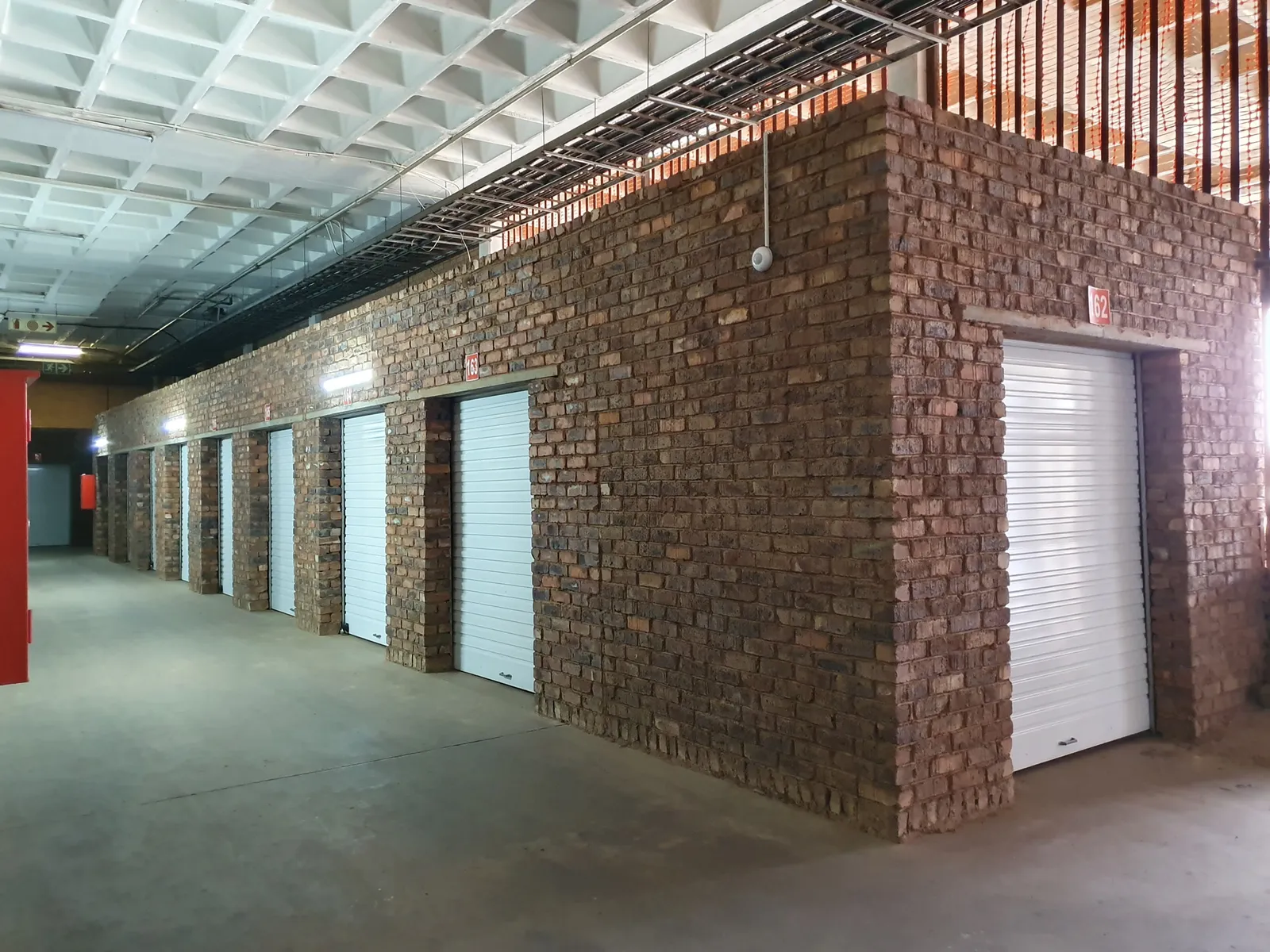 Storage Worx Princess Crossing photo 3