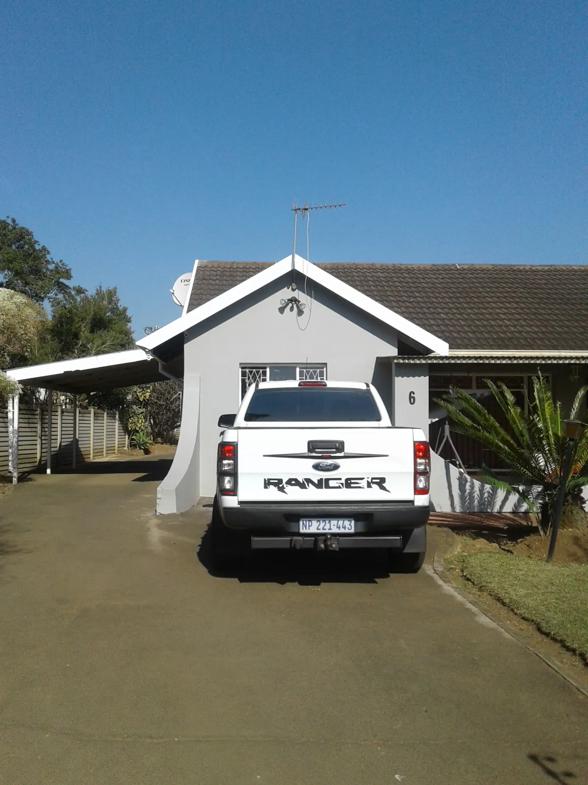 Paint-Tech painting.waterproofing.maintenance photo 4