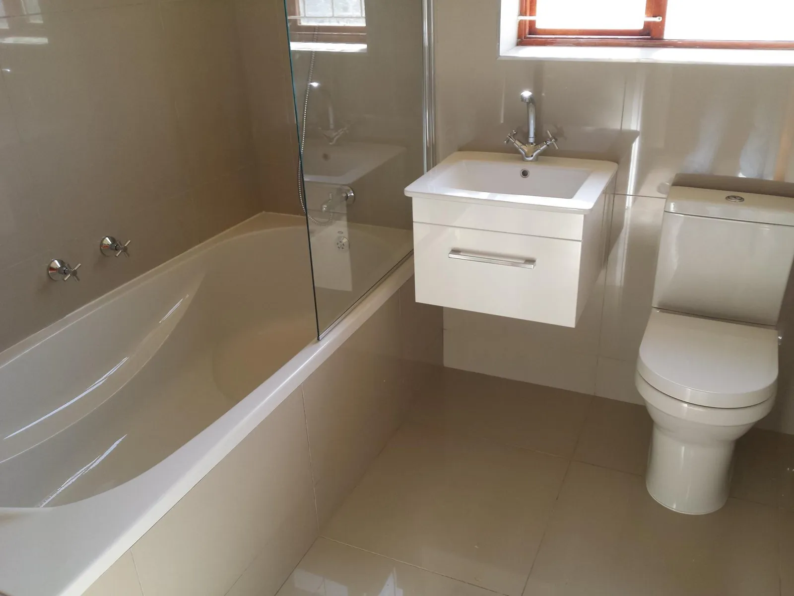 Centurion plumbers and electricians no call photo 2