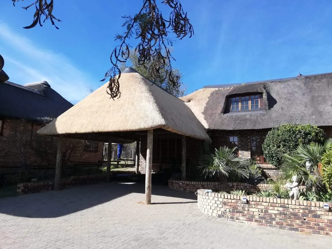 Tribal Thatch & Lapa's photo 4