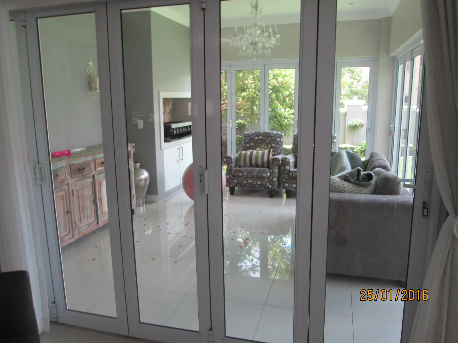 Creative Design Glass and Aluminium photo 2