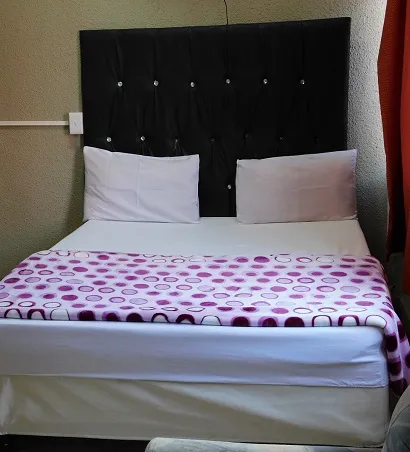 Moonlight Inn Springs photo 1