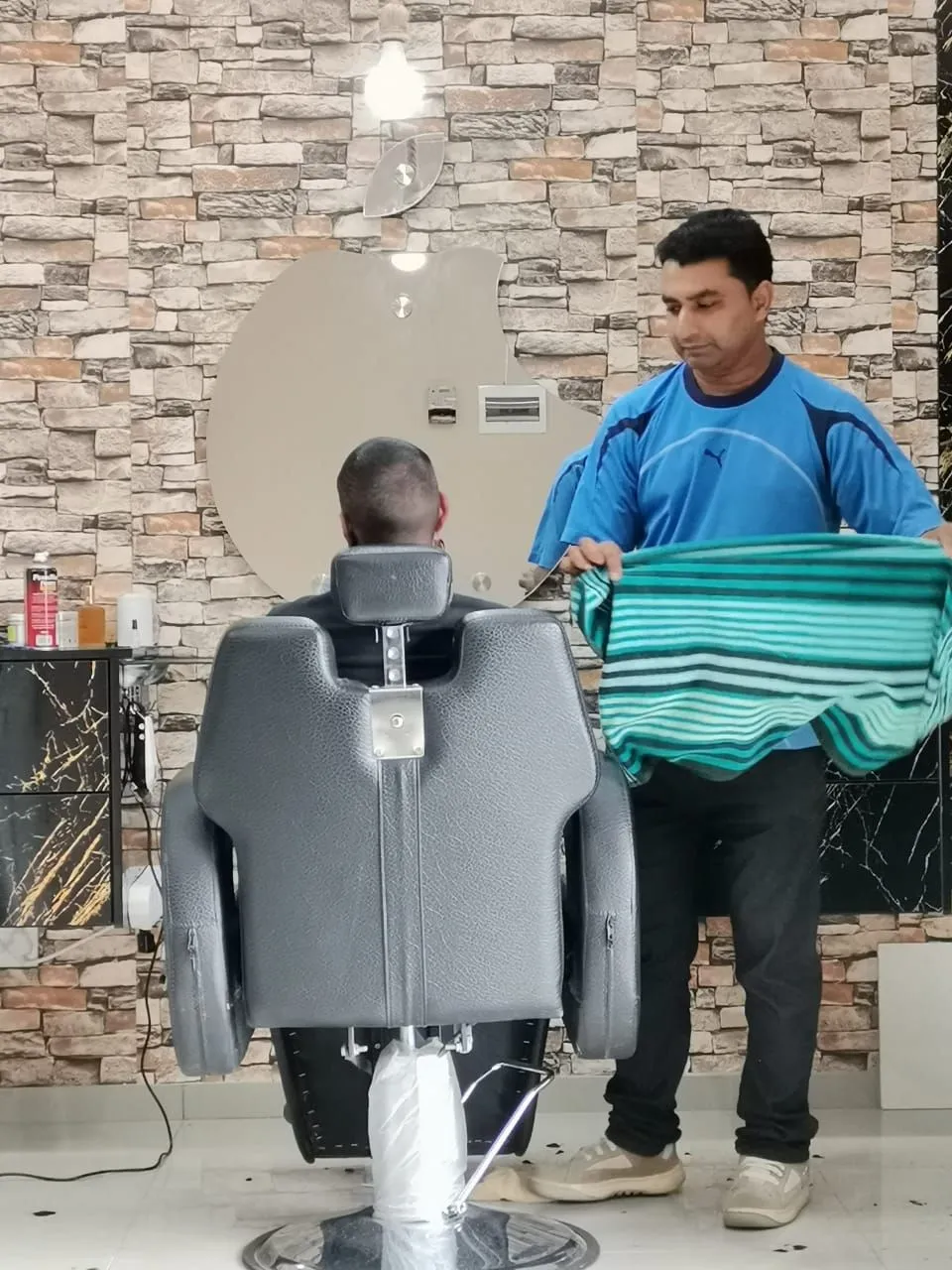 BARBERSHOP Starwood photo 2