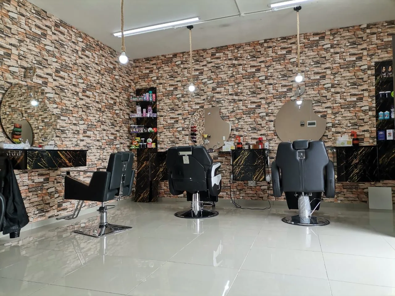 BARBERSHOP Starwood photo 3